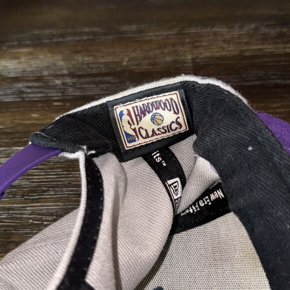 New Era 9Fifty Toronto Raptors Hardwood Classics SnapBack Hat - Picture 8 of 8